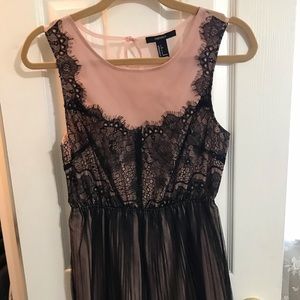Forever 21 pink and black lace detail dress